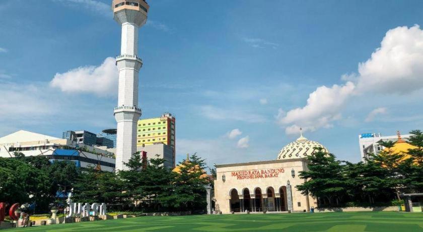 Indies Hotel Bandung Zewnętrze zdjęcie