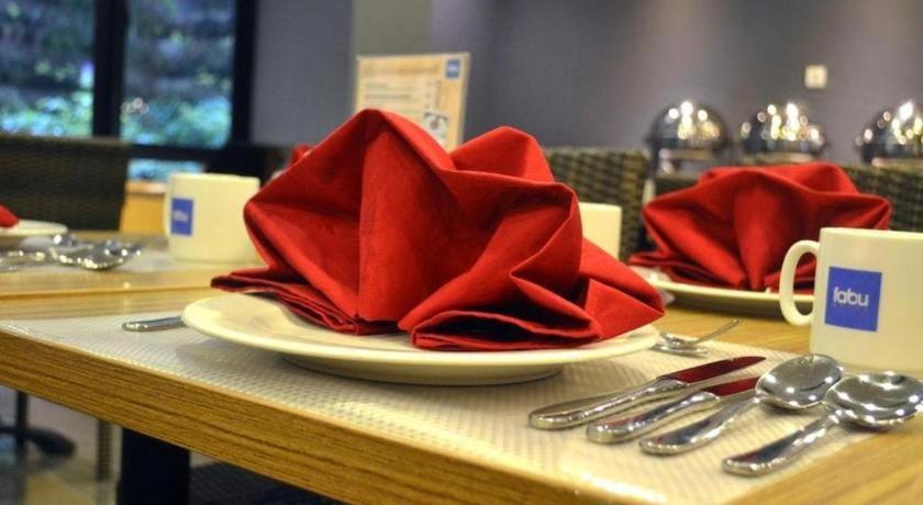 Indies Hotel Bandung Zewnętrze zdjęcie