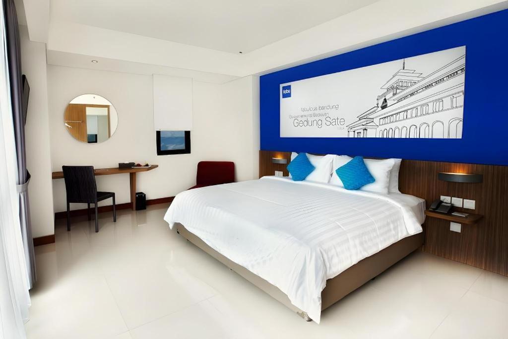 Indies Hotel Bandung Zewnętrze zdjęcie