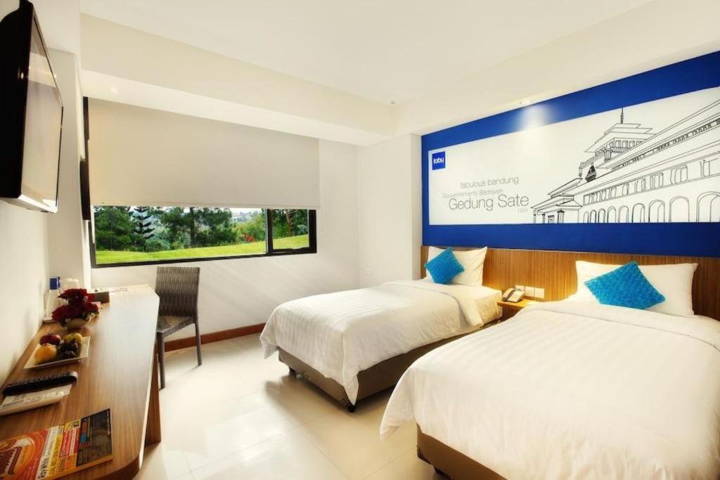 Indies Hotel Bandung Zewnętrze zdjęcie